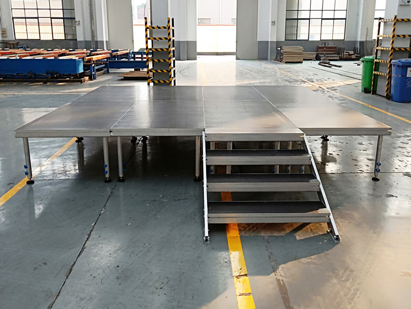 新款一板四腿舞臺